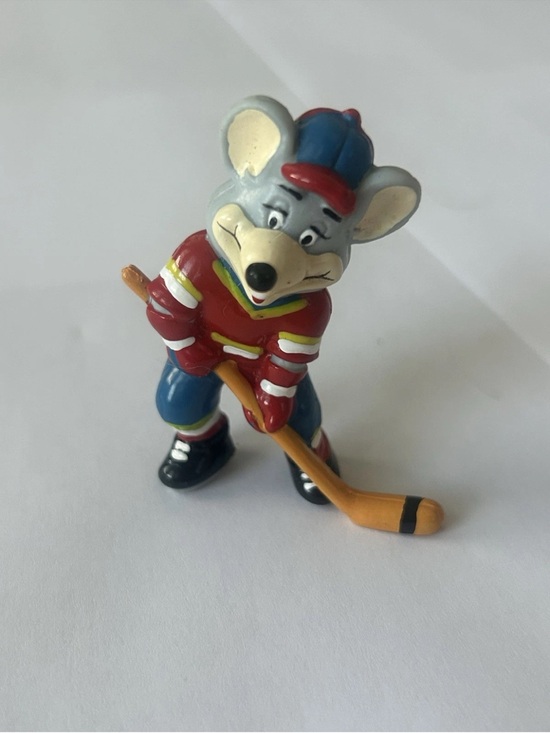 Vintage Other - Chuck E Cheese Showbiz Pizza Time Arcade Games Pizza Hockey Figure 1996 Vintage